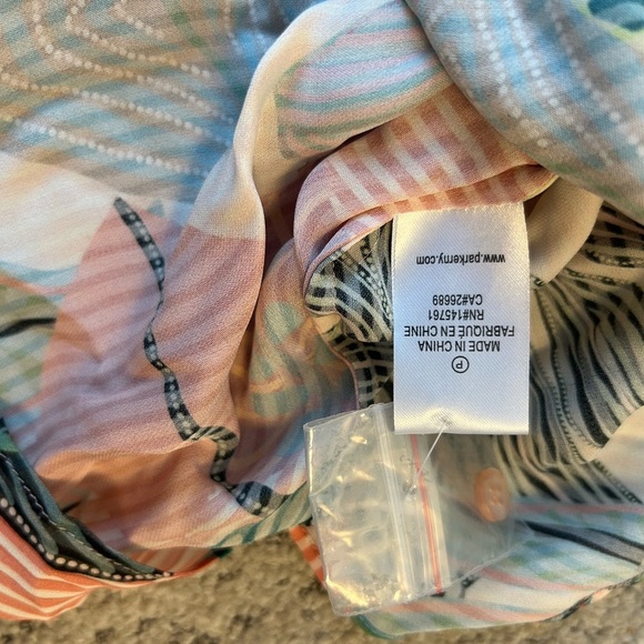 Parker NWOT silk blouse beautiful XS delicate and beautiful detail!! - Picture 9 of 11